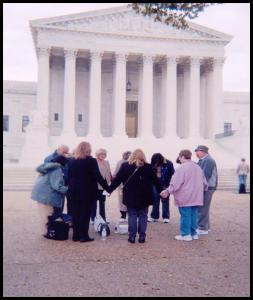 Prayer at Supreme Court 2004 circle of prayer